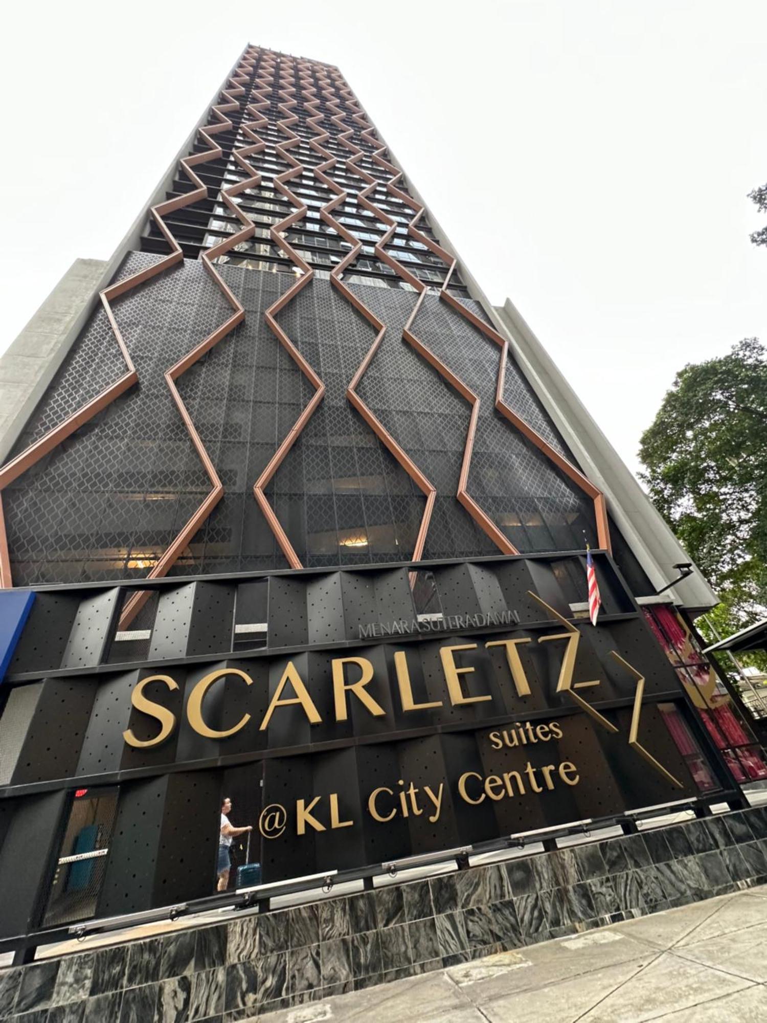 Scarletz Suites Klcc By Aura Kuala Lumpur Exterior photo