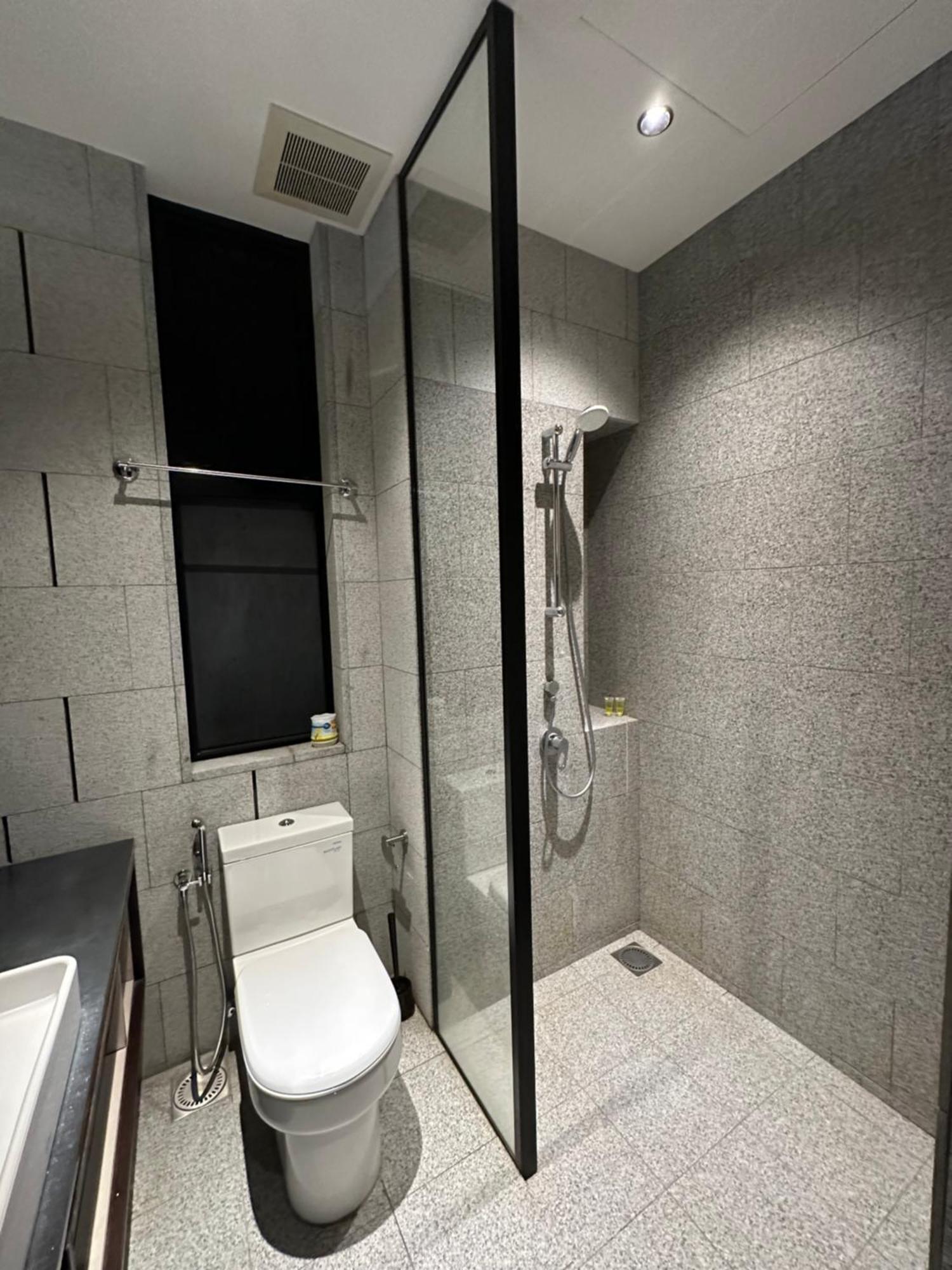 Scarletz Suites Klcc By Aura Kuala Lumpur Exterior photo